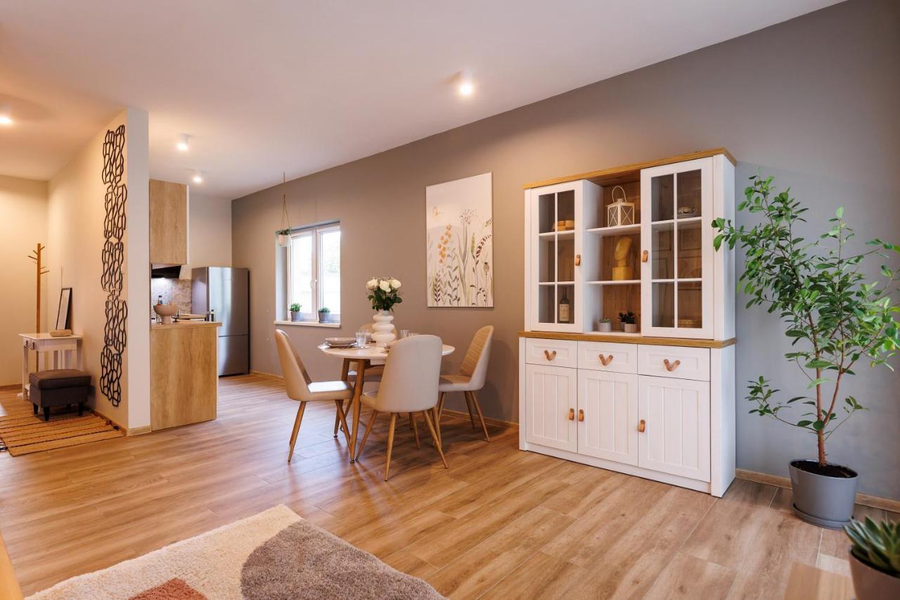 Stylowe Apartamenty Charzykowy Bagian luar foto